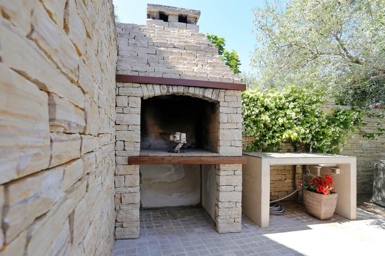 Olive'S Hug Villa Poljana  ภายนอก รูปภาพ